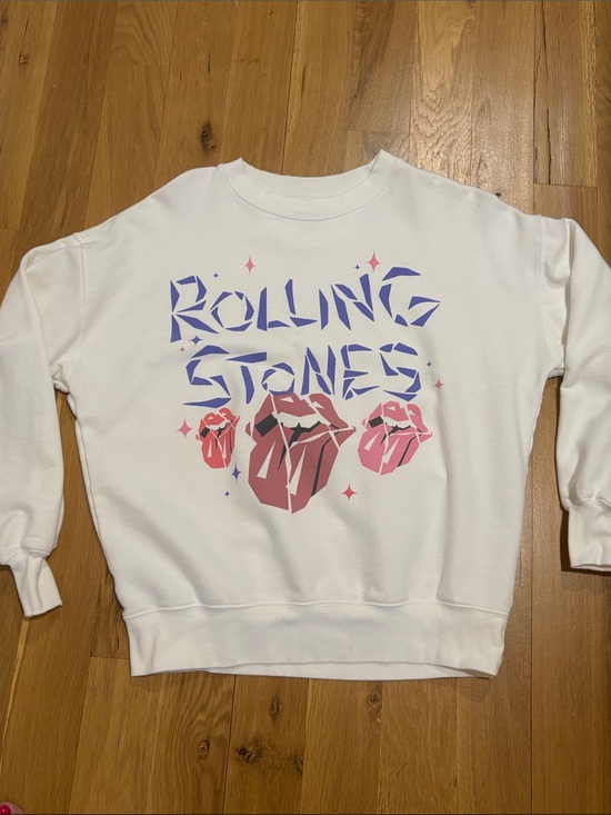 American Eagle Outfitters Tops - AE Oversized Rolling Stones Hackney Diamonds Graphic Sweatshirt